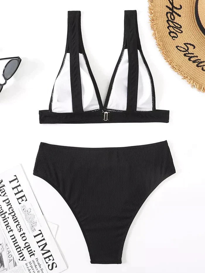 Sophia | Högmidjad bikiniset för avkoppling och simning
