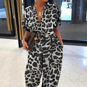 Olivia | Overall med V-ringning