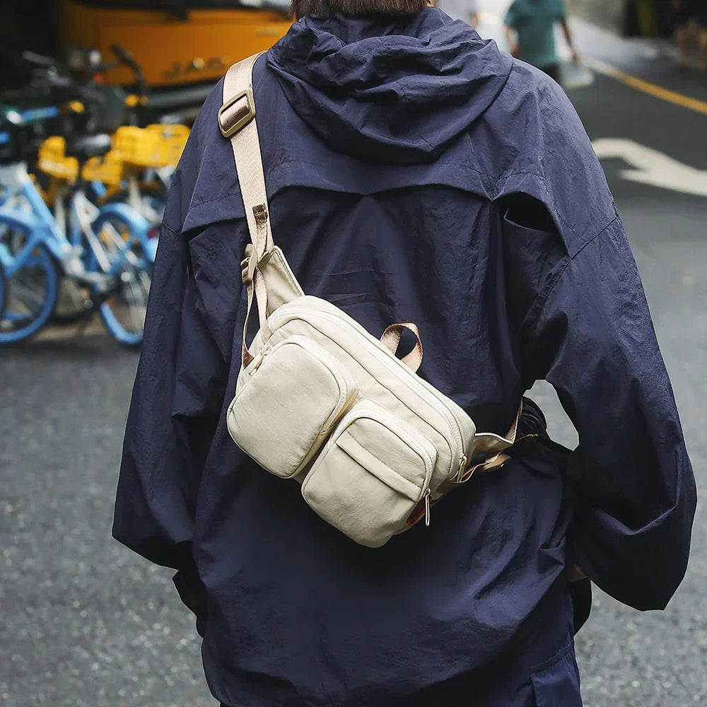 Ruby | Avslappnad vattenavvisande nylon höftväska crossbody
