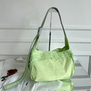 Isabel | Lättviktig Vattentät Nylon Crossbody Messenger-väska