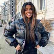 NIENKE | Kort tjock vinterjacka med hög krage