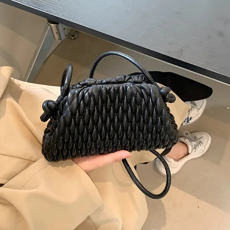 Chloe | Stilren enfärgad mini läder crossbody axelväska