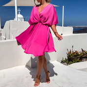 RYLEE | Lyxig satin omlottklänning