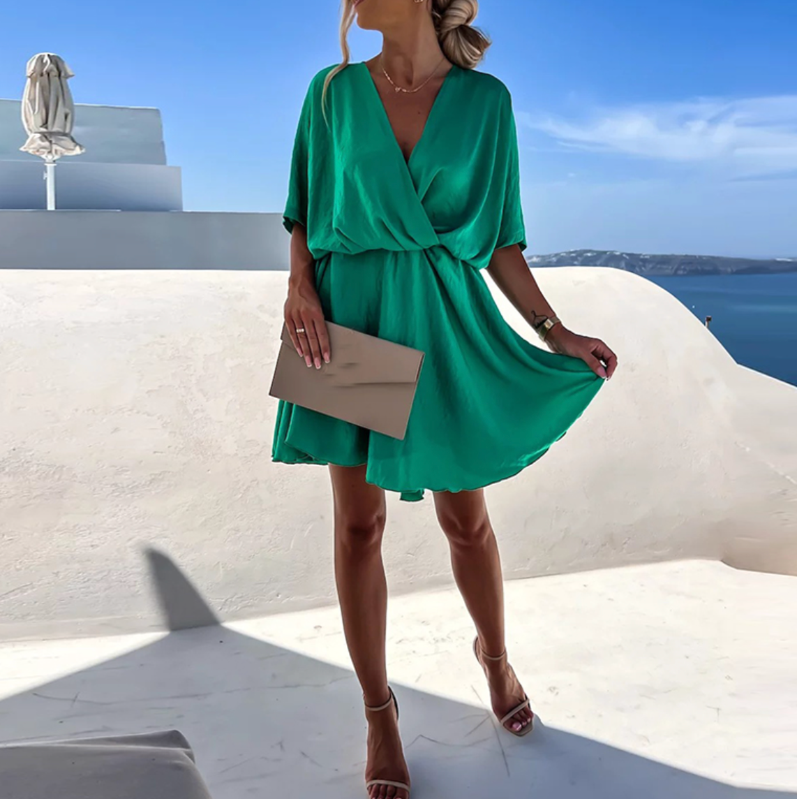 RYLEE | Lyxig satin omlottklänning