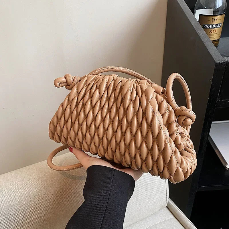 Chloe | Stilren enfärgad mini läder crossbody axelväska