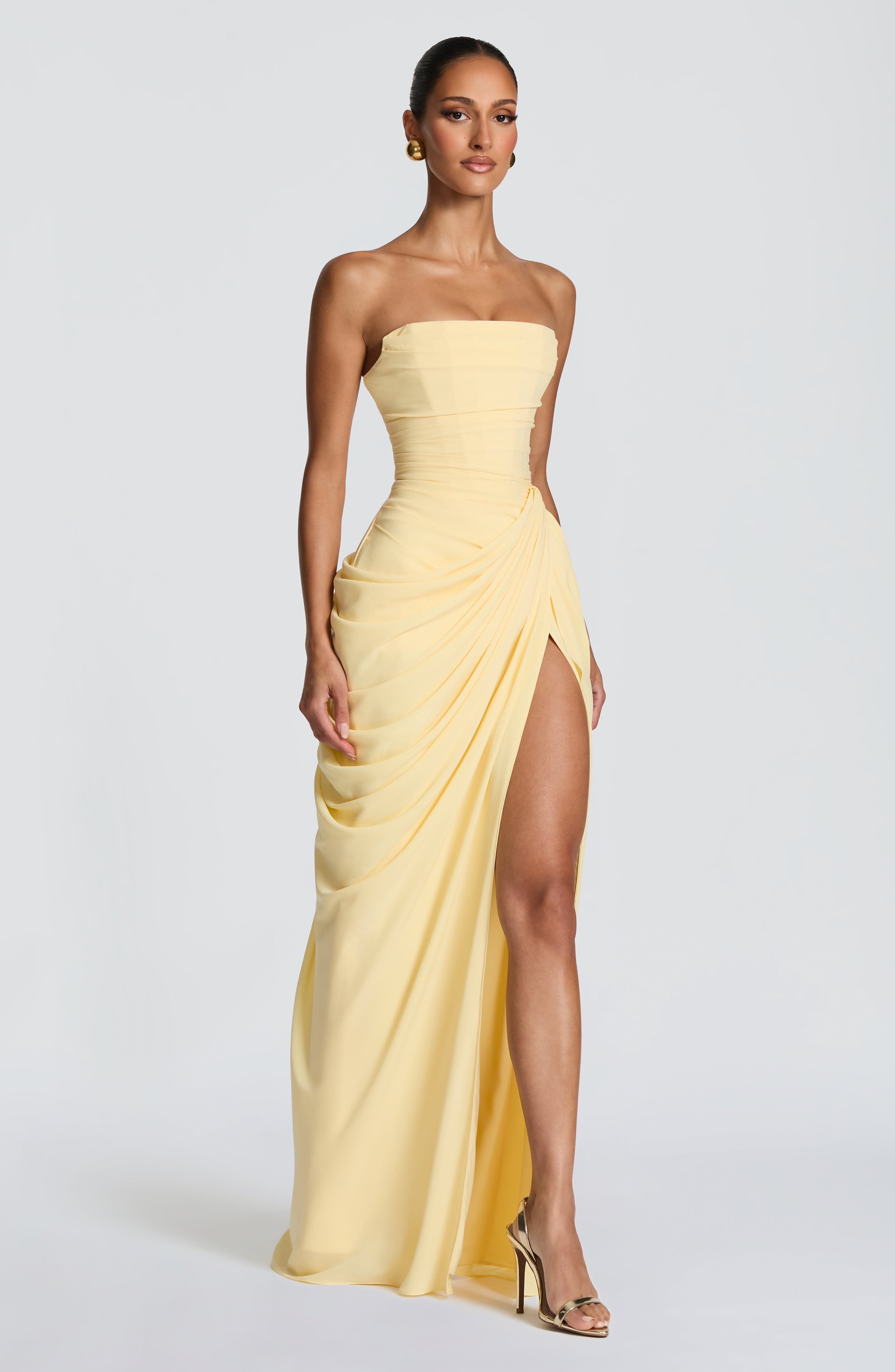 Skulpturales trägerloses Maxikleid für Damen – Elegantes Abendkleid mit perfekter Passform 3
