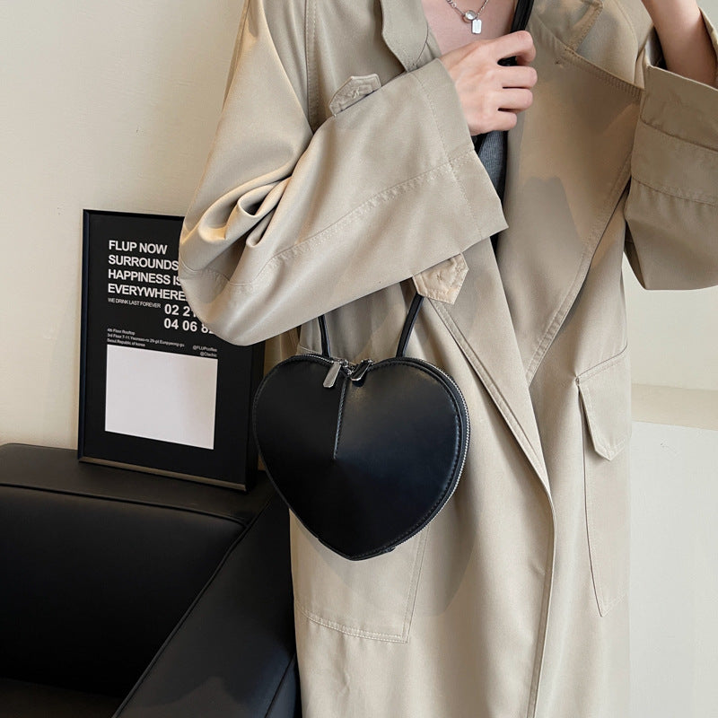 Stilvolle Damen-Schultertasche aus funktionalem, hochwertigem Material 1
