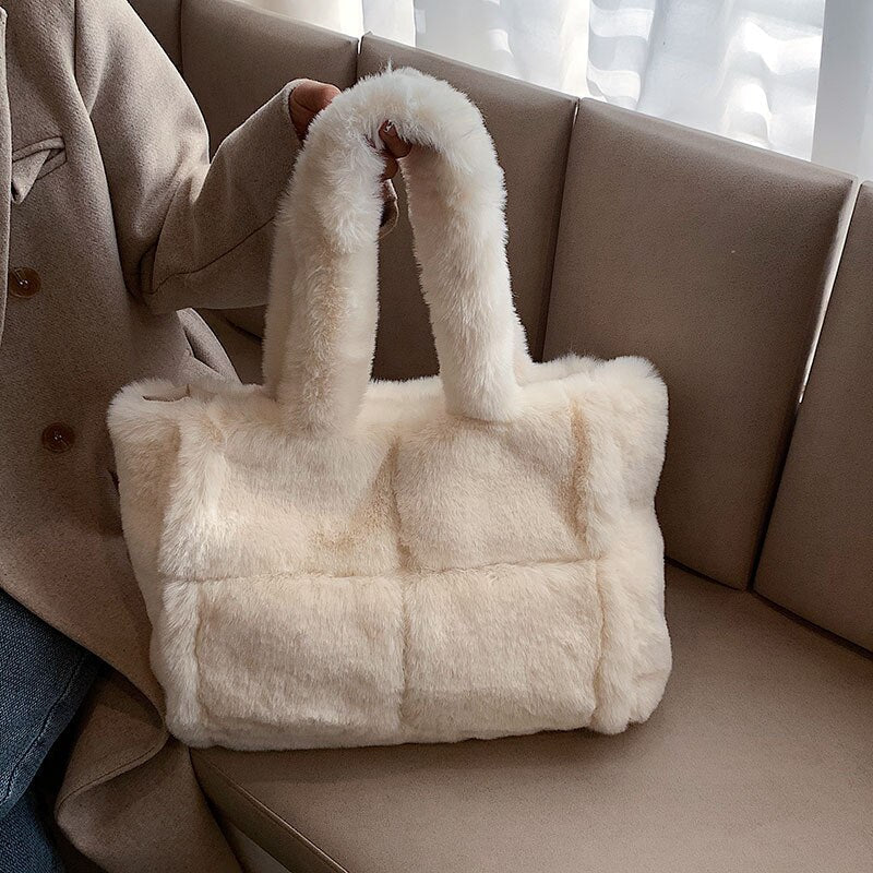 Stilvolle Plüschhandtasche für Damen – vielseitiger Stauraum – Winteraccessoire 3