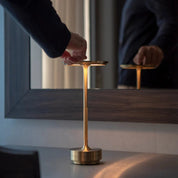 Tap-Retro Tischleuchte 2