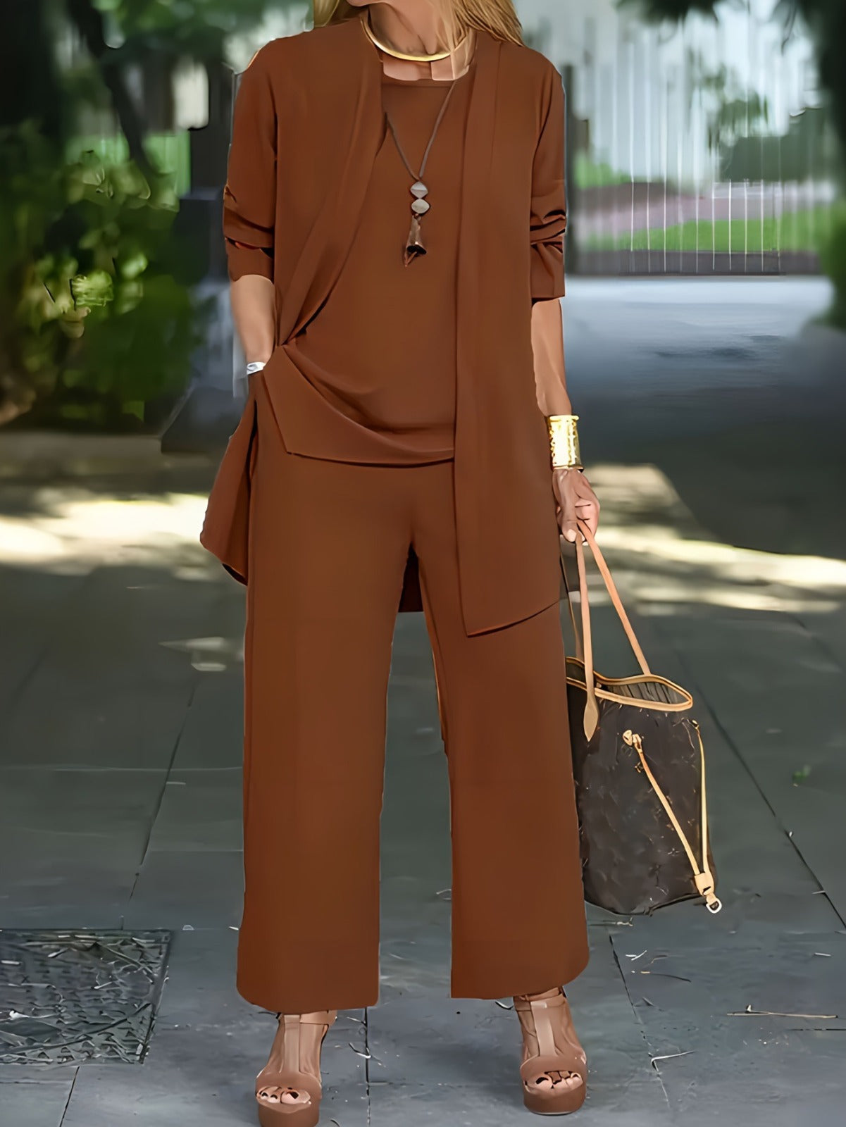 Sophia | Tredelad outfit – Stilfull och bekväm i ett
