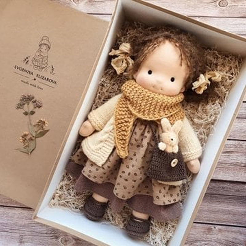 Waldora | Hochwertige, handgefertigte Waldorfpuppe für kreatives Lernen und Spielen 0