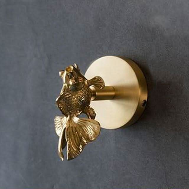 Wandhakenleiste aus Messing mit Tiermotiven und goldenen Akzenten 6