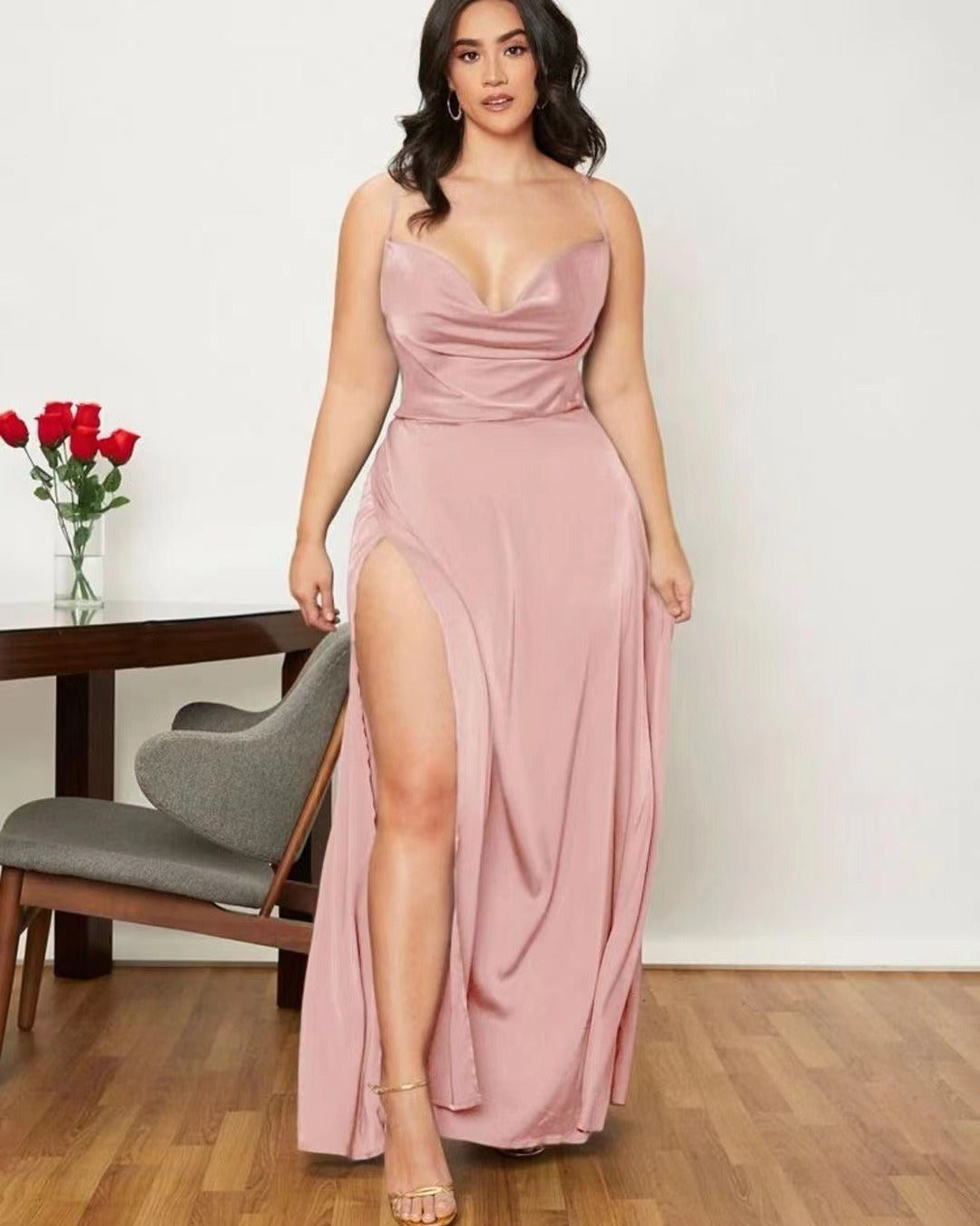 Elegantes Maxikleid für Damen – Sommerliches Kleid mit Schlitz für besondere Anlässe