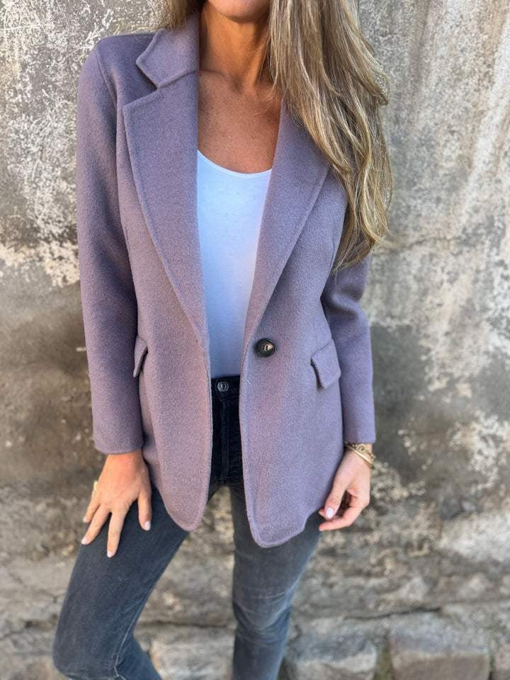 Elicia | Elegant damjacka i medellång längd