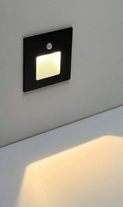LED-trappbelysning med rörelsesensor för inomhusbruk