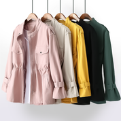 Anselma | Elegant och stilfull dam-trenchcoat