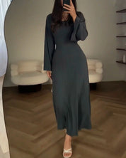 ALLYSON | Elegant långärmad klänning